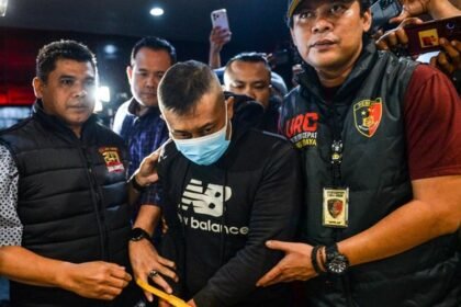 Di Balik Penangkapan Taufik Hidayat: Gonta-ganti Nomor WA, Nyerah Karena Capek Sembunyi