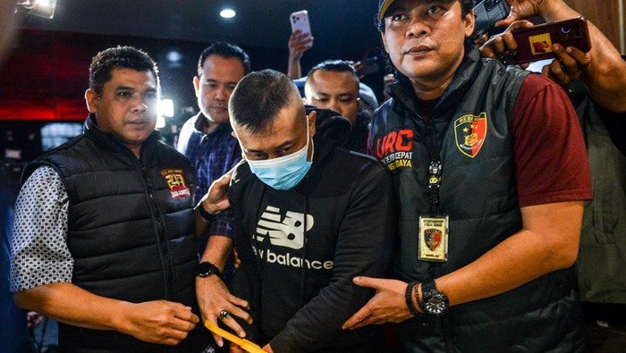Di Balik Penangkapan Taufik Hidayat: Gonta-ganti Nomor WA, Nyerah Karena Capek Sembunyi