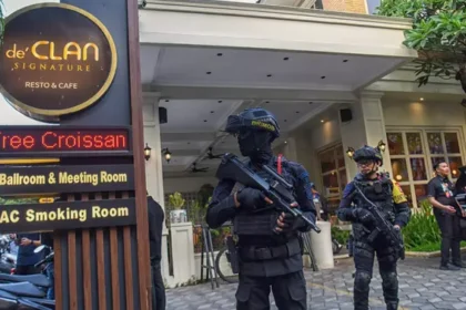 Polri Ancam Jerat Penghalang Penggeledahan Kafe di Cipete
