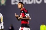 Manchester City mengajukan tawaran sekitar 8,5 juta poundsterling atau sekitar Rp187 miliar untuk merekrut bek muda Flamengo, Joao Victor.