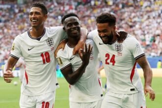 Bukayo Saka mencetak hat-trick saat Inggris menundukkan Prancis 6-4 dan mengamankan peringkat ketiga Piala Dunia 2026.