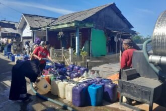 Krisis Air Bersih Meluas saat Kemarau, BNPB Catat Kekeringan hingga Banjir Masih Kepung Daerah