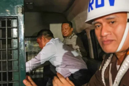 Alasan Buru-Buru, Jamwas Minta Maaf Febrie Tak Pakai Rompi Pink Saat Ditahan
