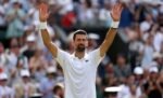 Novak Djokovic mencetak sejarah baru di Wimbledon 2026 setelah mengoleksi 106 kemenangan tunggal putra, melampaui rekor Roger Federer dan melaju ke perempat final.