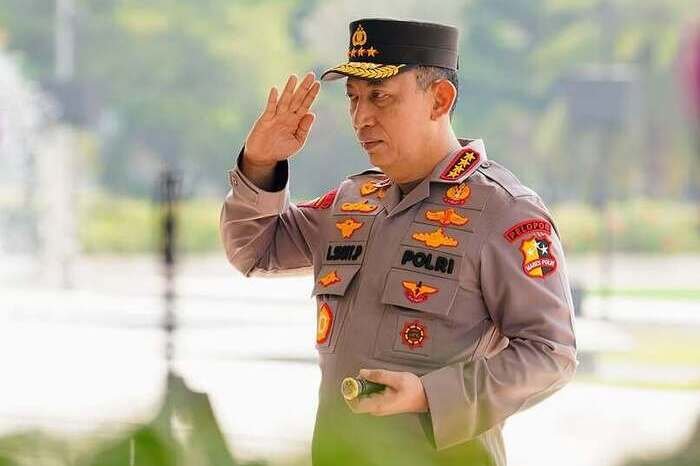 Kapolri merotasi 40 perwira ke Baintelkam Polri untuk memperkuat fungsi intelijen melalui penyegaran jabatan dan penguatan organisasi.