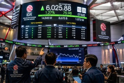 IHSG berpeluang melanjutkan penguatan menuju level psikologis 6.000 didukung sentimen IPO, prospek fiskal, serta membaiknya kondisi pasar global.