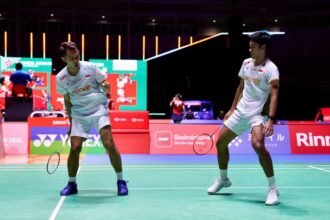 Empat wakil Indonesia melaju ke perempat final Japan Open 2026, Fajar/Fikri perpanjang rekor atas duo kembar Taiwan, Putri KW sukses revansHuang Yu-Hsun, sementara Alwi Farhan kembali mencuri perhatian lewat kemenangan dramatis.