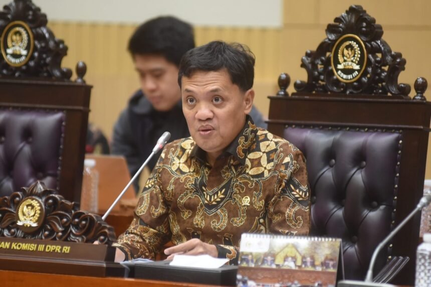 DPR Bentuk Tim Pengawas, Penanganan Tiga Kasus Korupsi Tetap Jalan Meski Febrie Mundur