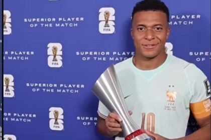 Kylian Mbappe bangkit dan jadi Superior Player of The Match usai gagal penalti dan membawa Prancis menang 2-0 atas Maroko untuk merebut tiket semifinal Piala Dunia 2026.