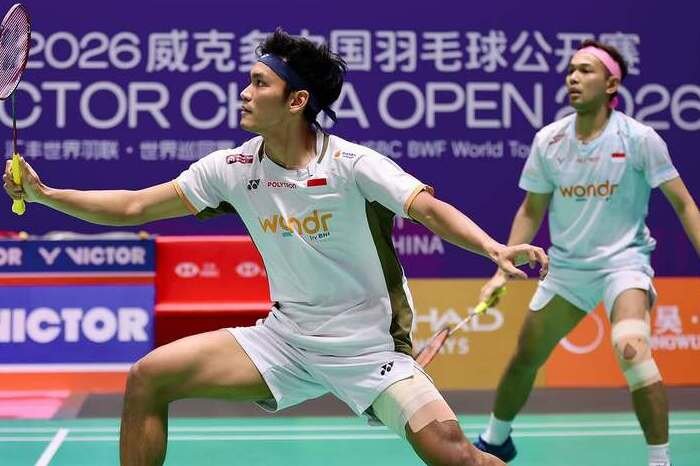 Fajar Alfian/Muhammad Shohibul Fikri lolos ke 16 besar China Open 2026 setelah menaklukkan Huang Di/Liu Yang dalam laga tiga gim yang berlangsung selama 58 menit.