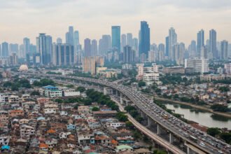 PBB menempatkan kawasan metropolitan Jakarta sebagai wilayah dengan jumlah penduduk terbesar di dunia dengan estimasi mencapai sekitar 42 juta jiwa.