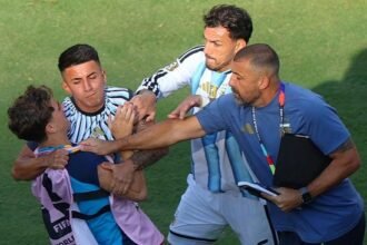 Paredes Ngamuk Usai Argentina Tumbang, Nyaris Tinju Pemain Spanyol di Final Piala Dunia
