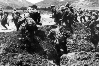 Tanggal 28 Juli menjadi saksi dua peristiwa besar, yakni pecahnya Perang Dunia I pada 1914 dan bergabungnya Vietnam sebagai anggota ketujuh ASEAN pada 1995.
