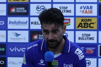 Persib Kehilangan Tembok Pertahanan, Frans Putros Resmi Berpisah