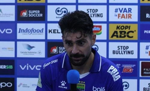 Persib Kehilangan Tembok Pertahanan, Frans Putros Resmi Berpisah