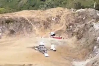 Pesawat AMA PK-RCY Dibakar OTK di Bandara Yahukimo