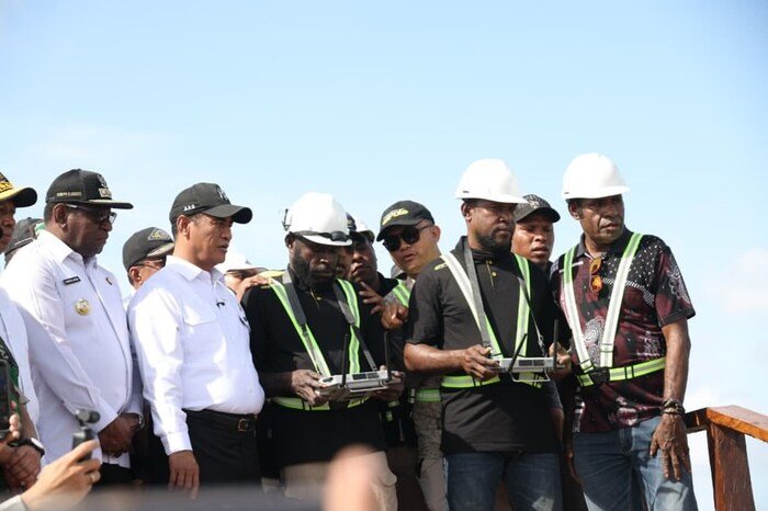 Kementerian Pertanian mempercepat hilirisasi perkebunan di Nabire melalui pengembangan kelapa, kakao, kopi, dan sagu guna meningkatkan nilai tambah serta ekonomi masyarakat Papua Tengah.