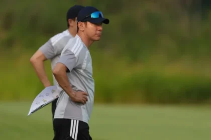 Latihan Perdana Persija di Tangan STY: Taktik Nomor Dua, Pondasi Fisik yang Utama