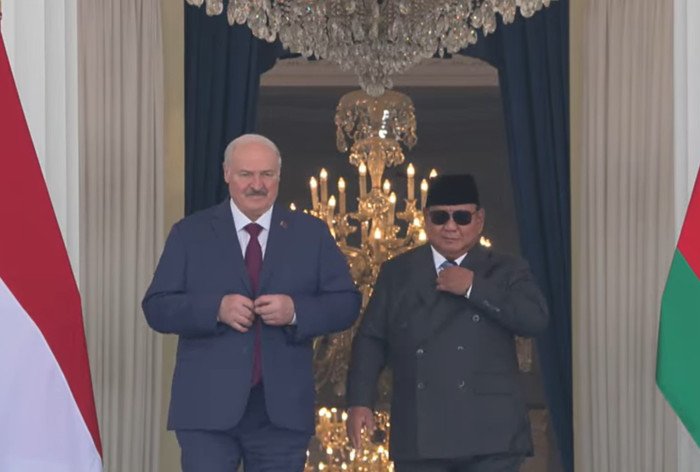 Presiden Belarus Alexander Lukashenko menjadi kepala negara pertama yang bermalam di Istana Negara saat menjalani kunjungan kenegaraan ke Indonesia.
