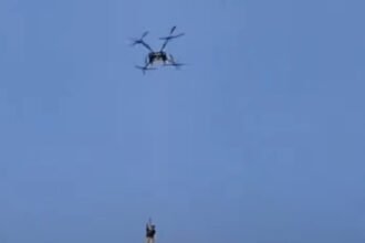 Bukan di Jombang dan Cuma Iseng, Pengusaha Ini Janji Tak Akan Terbangkan Manusia Pakai Drone Lagi
