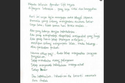 Surat tulisan tangan Menteri PAN-RB Rini Widyantini mengajak ASN tetap menjadi cahaya, menjaga integritas, dan memberikan pelayanan terbaik bagi masyarakat.