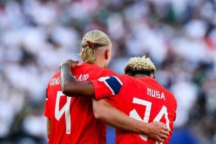 Antonio Nusa masuk radar Liverpool setelah tampil impresif bersama Norwegia, sementara pesan Erling Haaland kembali menjadi sorotan.
