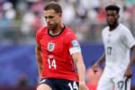 Jordan Henderson dipastikan mengakhiri kiprahnya di Piala Dunia 2026 setelah mengalami cedera serius akibat terjatuh saat merayakan kemenangan Inggris atas Meksiko.