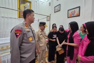 Gubernur Kalteng Agustiar Sabran menegaskan perang total melawan narkoba usai tiga anggota Polres Katingan gugur saat bertugas serta menyiapkan santunan dan beasiswa bagi anak korban.