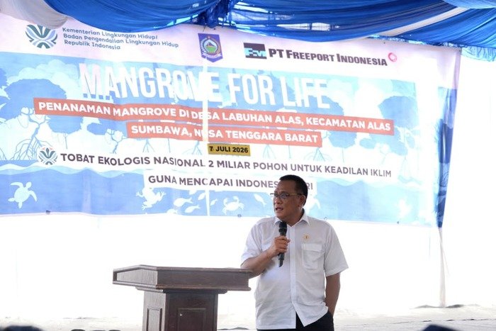 Perkuat Ketahanan Pesisir, Freeport dan Kementerian Lingkungan Hidup Tanam 1,5 Juta Mangrove di NTB 13 Perkuat Ketahanan Pesisir, Freeport dan Kementerian Lingkungan Hidup Tanam 1,5 Juta Mangrove di NTB
