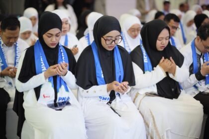 PNM Berangkatkan Ratusan Karyawan Umrah sebagai Apresiasi Pengabdian