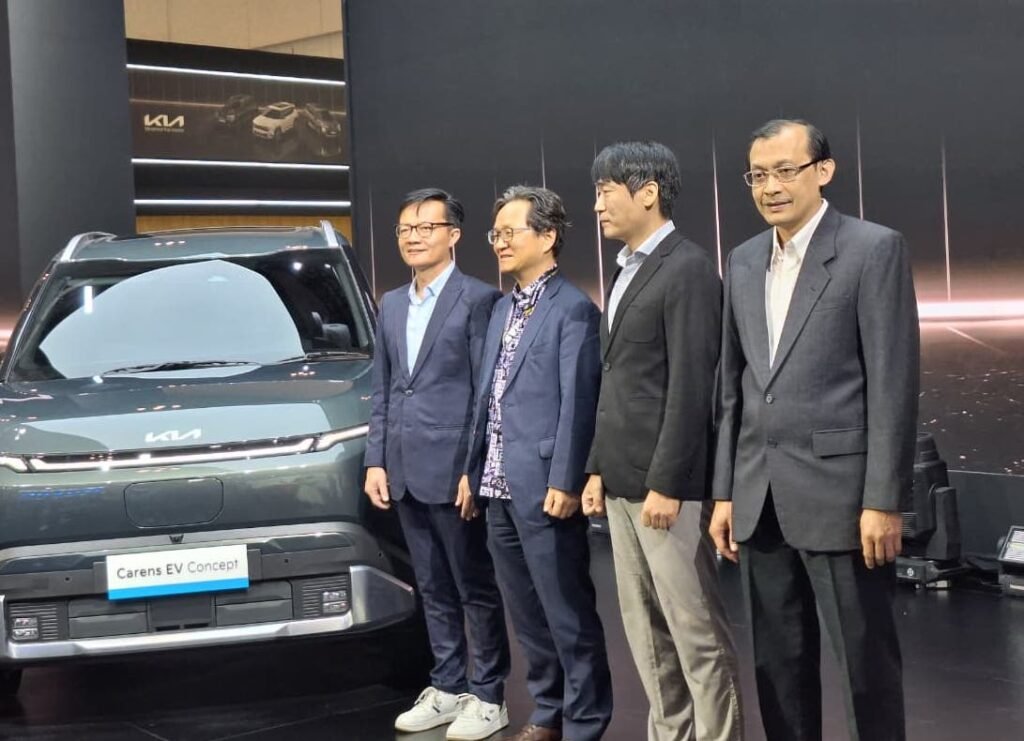 Bukan Sekedar Mobil Listrik, Kia Carens EV Bawa Layar Panoramik hingga ADAS Canggih di GIIAS 2026 2 Bukan Sekedar Mobil Listrik, Kia Carens EV Bawa Layar Panoramik hingga ADAS Canggih di GIIAS 2026