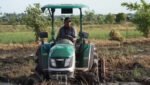 Terbang dari Wamena ke Jakarta, Petani Papua Ini Menangis Haru Temui Sudaryono Demi Ucapkan Terima Kasih