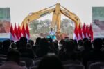 Menteri ESDM Bahlil Lahadalia mengingatkan seluruh pihak agar pengelolaan Proyek Strategis Nasional LNG Abadi Blok Masela dilakukan secara profesional dan bebas KKN.