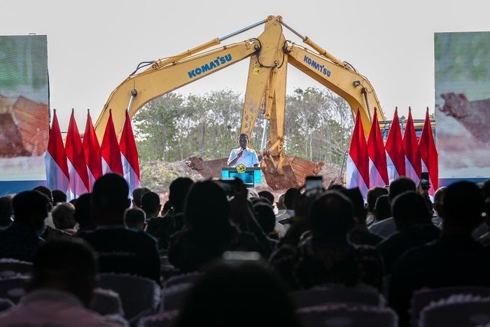 Menteri ESDM Bahlil Lahadalia mengingatkan seluruh pihak agar pengelolaan Proyek Strategis Nasional LNG Abadi Blok Masela dilakukan secara profesional dan bebas KKN.