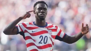 UEFA Ngamuk, Sebut FIFA Rusak Integritas Sepak Bola Karena Bebaskan Striker AS dari Sanksi Kartu Merah