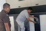 Tanpa Penjara, Terpidana Penelantaran Anak di Banda Aceh Jalani Hukuman 100 Jam Bersihkan Masjid