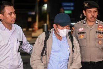 Terima Alphard hingga Sepatu Hermes, Bupati Lombok Barat Jadi Tersangka Kasus Suap Puluhan Milyar
