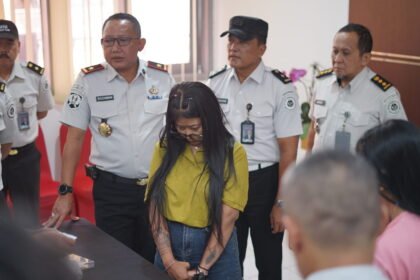 Petugas Lapas Surabaya Gagalkan Penyelundupan 12,67 Gram Sabu, Modus Disembunyikan di Lipatan Uang