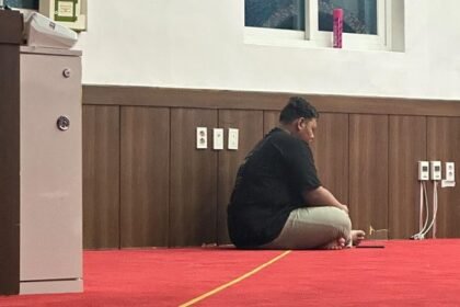 Pemuda yang Kabur dari Rombongan Tur di Korsel Terlihat di Masjid, Agen Travel Gelar Sayembara