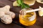 Orang Tua Wajib Tahu! Kapan Anak Boleh Minum Obat Herbal dan Apa Saja Risikonya?