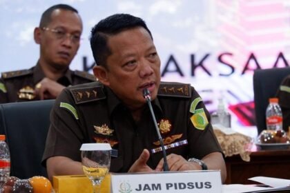 Resmi Jadi Tersangka, Eks Jampidsus Febrie Adriansyah Terjerat Kasus Korupsi dan TPPU Kakap