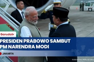 Tiba di Halim! Presiden Prabowo Sambut Langsung Kedatangan PM India Narendra Modi!