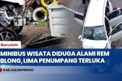 Diduga Rem Blong, Minibus Rombongan Wisata Religi Kecelakaan di Kulon Progo