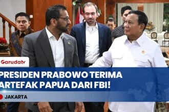 Direktur FBI Temui Presiden Prabowo di Kertanegara, Kembalikan Artefak Budaya Papua