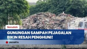 5 Bulan Tak Terurus! Gunungan Sampah di Pejagalan Bikin Resah Penghuni Apartemen