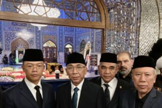 Menlu Sugiono, Muzani dan Gus Yahya Takziah ke Makam Ayatollah Seyyed Ali Khamenei