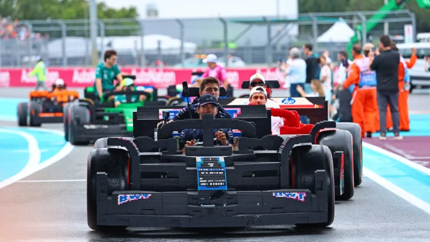 Protes Acara Sponsor Tanpa Bayaran, Verstappen dan Hamilton Ogah Ikut Parade Pakai Lego