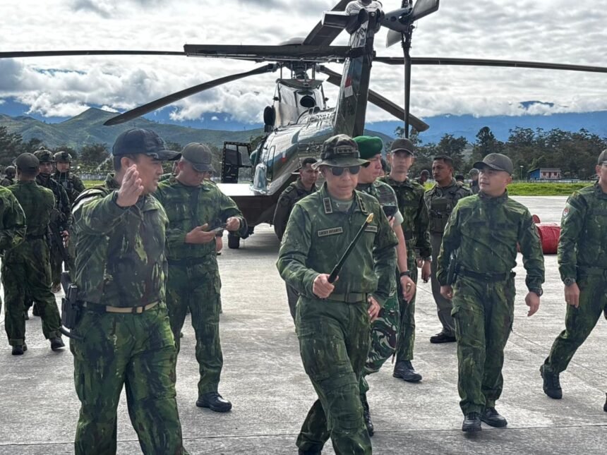 TNI Tegaskan Operasi Terukur Usai Pilot AS Tewas dalam Serangan OPM