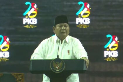 Presiden Prabowo Terharu Lihat Kader Pakai Kaus 'Prabowonomics' di Harlah ke-28 PKB