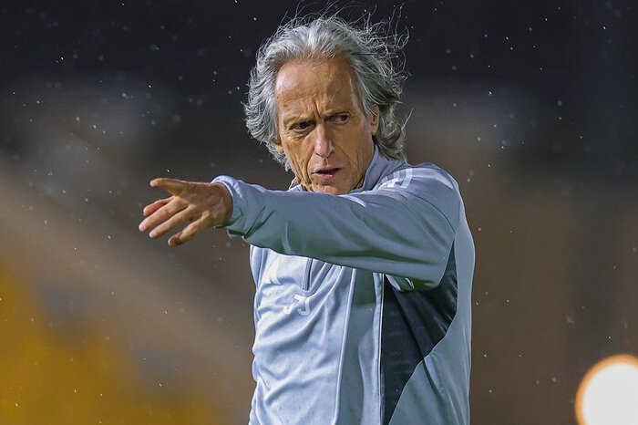 Jorge Jesus memulai era baru bersama Timnas Portugal dengan target membawa Seleccao bersaing di Euro 2028 hingga Piala Dunia 2030.